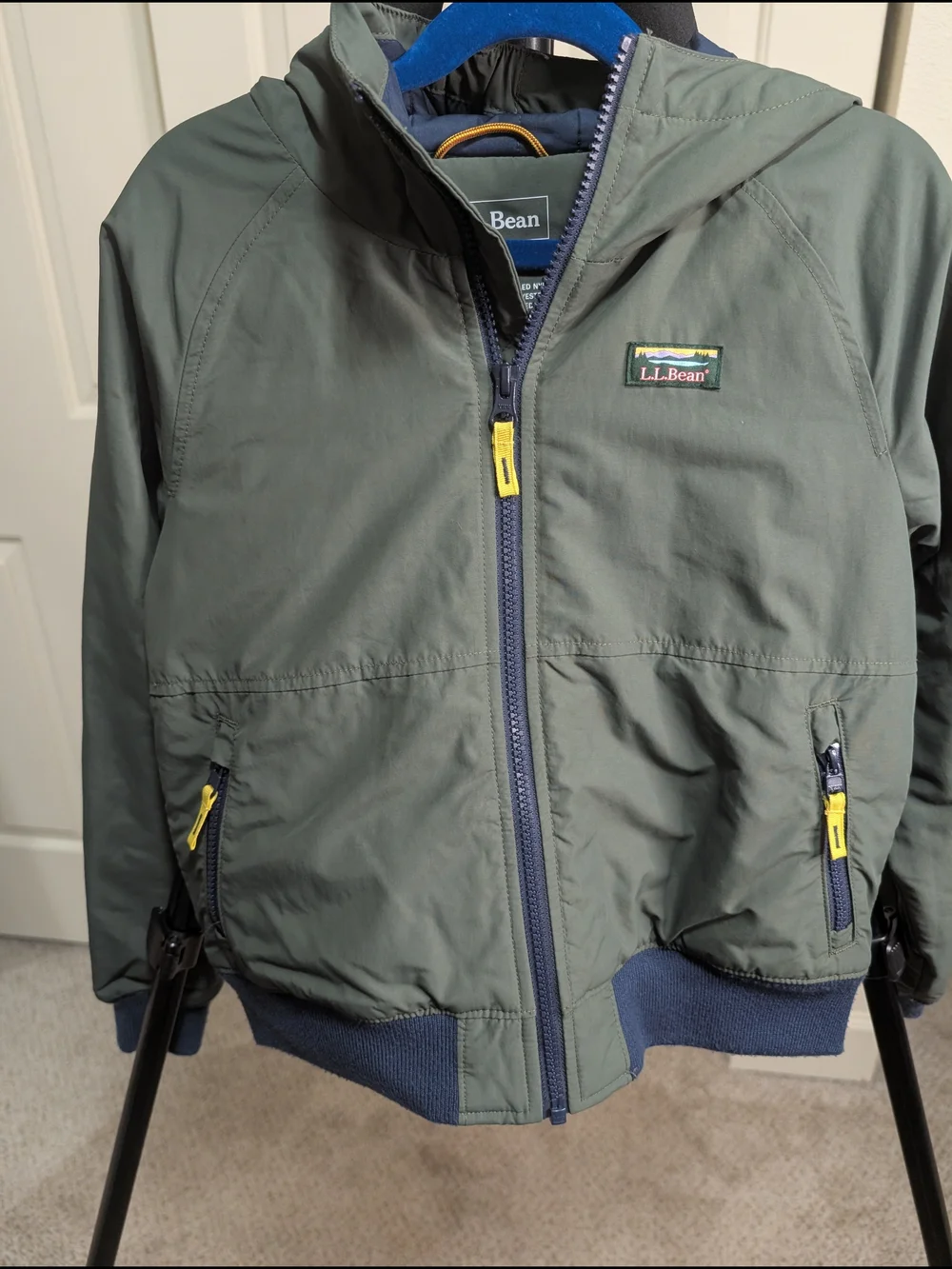 L.L. Bean Youth Hooded Bomber Jacket Forest Green Size 8 Excellent Condition